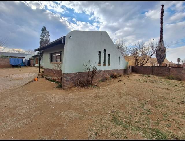 3 BEDROOM HOUSE FOR SALE IN BERGSIG